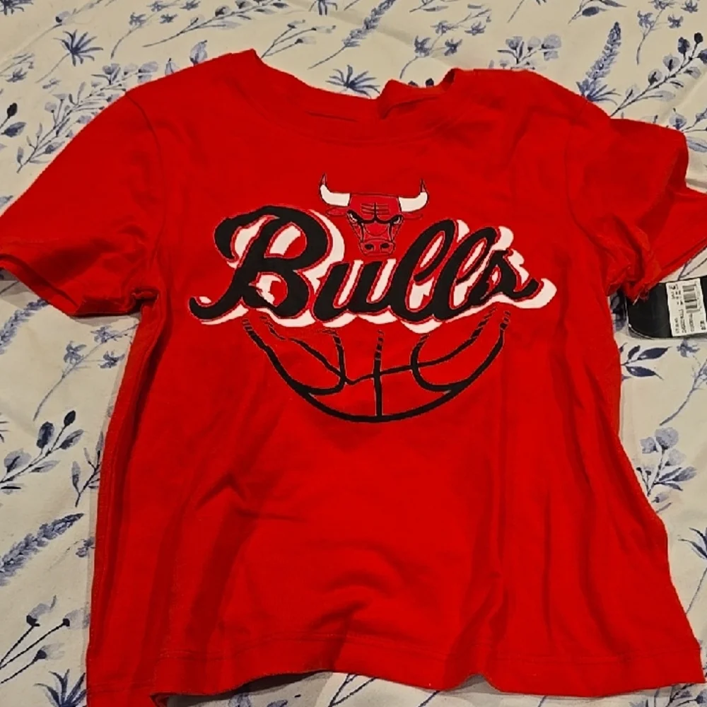 ❤️10/$20 New Chicago Bulls Kids Red T-Shirt